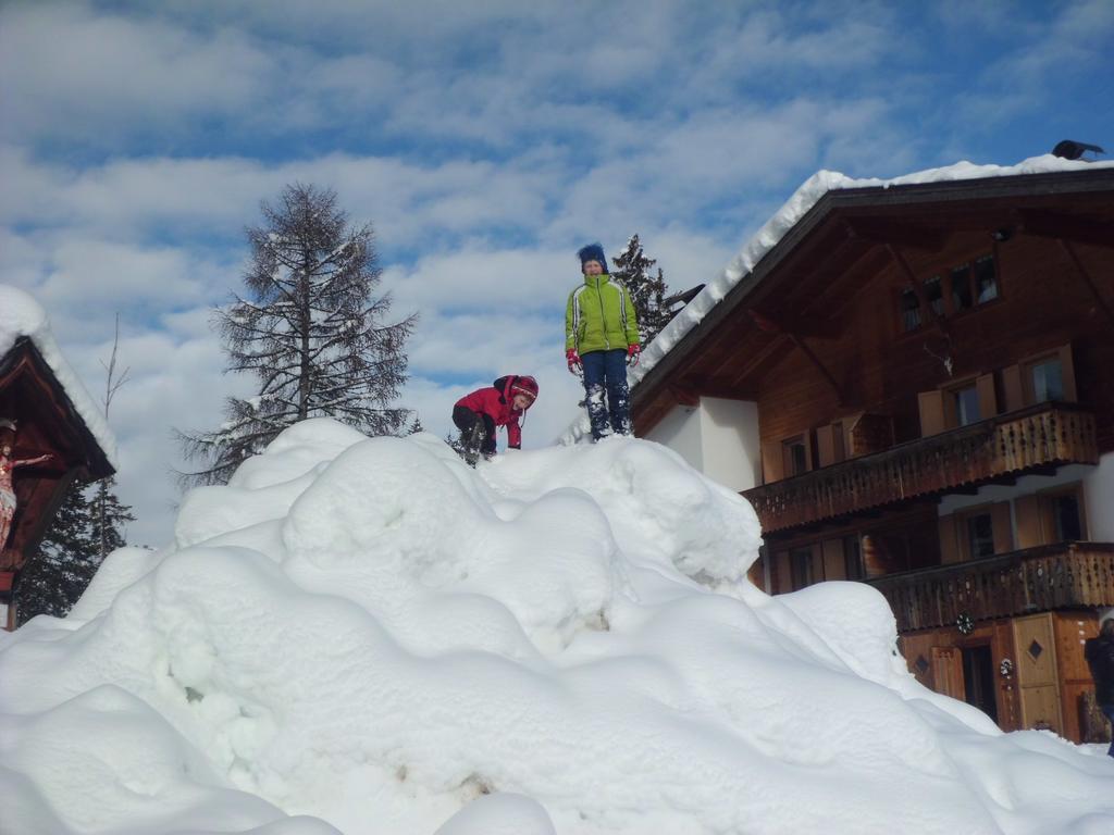 Chalet Frapes Sankt Martin im Turm Buitenkant foto