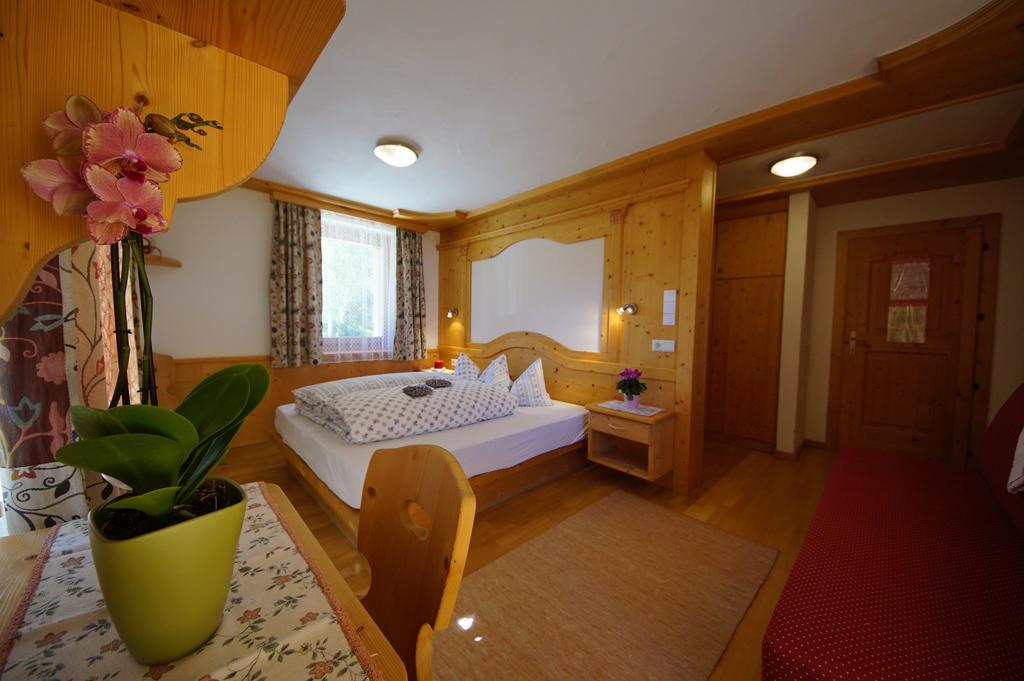 Chalet Frapes Sankt Martin im Turm Buitenkant foto