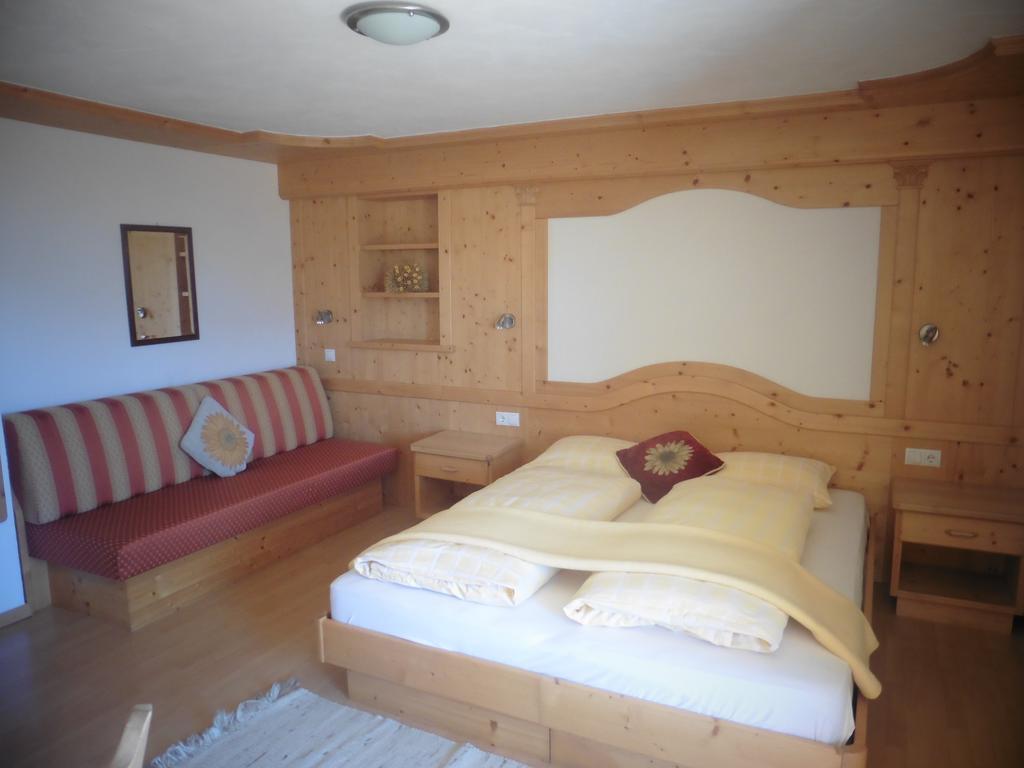 Chalet Frapes Sankt Martin im Turm Kamer foto