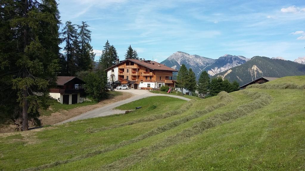 Chalet Frapes Sankt Martin im Turm Buitenkant foto